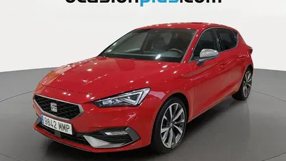Usado Seat Leon FR 131 CV (96 kW) 2024 Rojo Utilitario