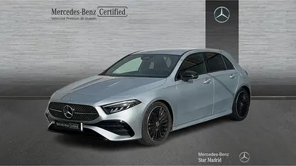 Gris Usado 2025 Mercedes A200 AMG line Berlina | 35.490 € (Precio justo)