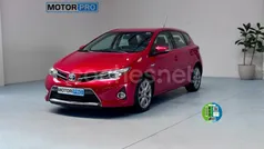 Granate Usado 2013 Toyota Auris Hybrid Active Berlina | 10.990 € (Precio justo)