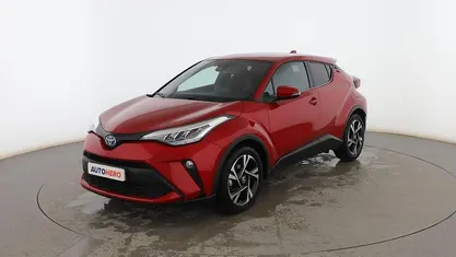 Usado Toyota C-HR Advance 184 CV (135 kW) 2022 Rojo SUV