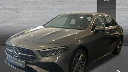 Usado 2024 Mercedes A250 AMG line Berlina | 38.400 € (Precio justo)
