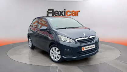 Usado Peugeot 108 Allure 82 CV (60 kW) 2018 Azul Utilitario