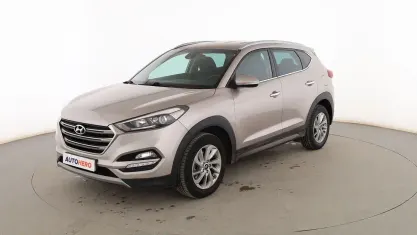 Usado Hyundai Tucson 116 CV (85 kW) 2015 Beige SUV