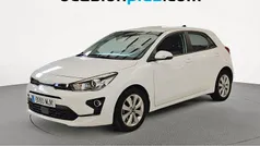 Blanco Usado 2023 Kia Rio Utilitario | 14.537 € (Precio justo)