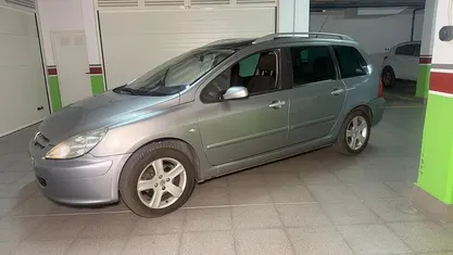 Gris Usado 2004 Peugeot 307 Utilitario | 2900 € (Precio justo)