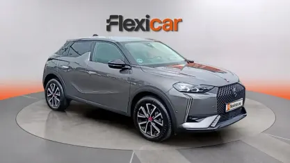 Usado DS Automobiles DS3 Crossback Performance 131 CV (96 kW) 2023 Gris SUV