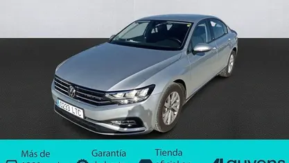 Gris plata Usado 2021 VW Passat Business Berlina | 21.000 € (Precio justo)