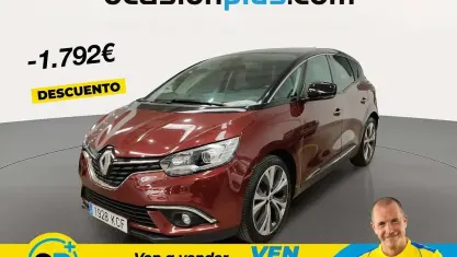 Usado Renault Scénic III Zen 131 CV (96 kW) 2017 Rojo Monovolumen