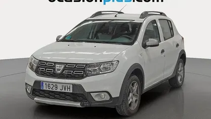 Blanco Usado 2016 Dacia Sandero Stepway Utilitario | 10.371 € (Precio justo)