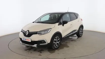 Usado Renault Captur Intens 120 CV (88 kW) 2018 Beige SUV