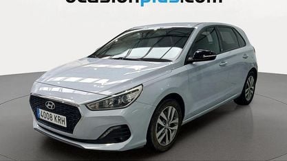 Käytetty Hyundai i30 GO! 95 HP (69 kW) 2018 Harmaa Viistoperä