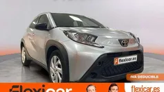 Gris Usado 2024 Toyota Aygo X-play Utilitario | 14.390 € (Precio justo)