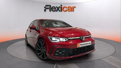 Usado VW Golf VII GTI 245 CV (180 kW) 2021 Rojo Utilitario