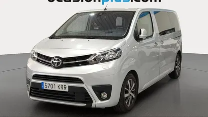 Gris plata Usado 2018 Toyota Proace Verso Advance Familiar | 24.455 € (Buen precio)