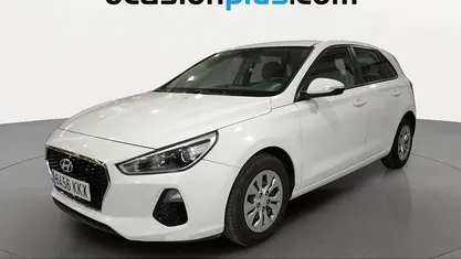 Usado Hyundai i30 120 CV (88 kW) 2018 Blanco Utilitario