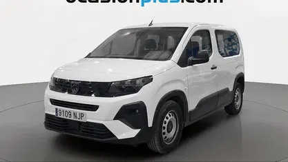 Usado Peugeot Rifter Allure 102 CV (75 kW) 2025 Monovolumen