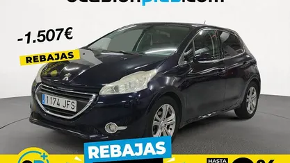 Usado 2015 Peugeot 208 Allure Utilitario | 7650 € (Precio justo)