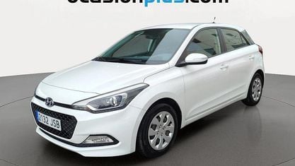 Usado Hyundai i20 84 CV (61 kW) 2016 Blanco Utilitario
