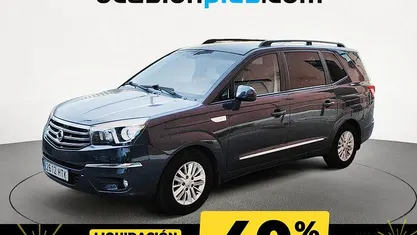 Usado 2013 Ssangyong (KGM) Rodius Monovolumen | 11.290 € (Precio justo)