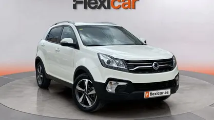Usado Ssangyong (KGM) Korando Limited 179 CV (131 kW) 2017 SUV