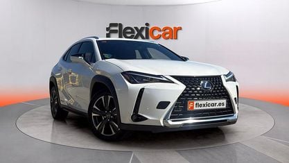 Usado Lexus UX Business Edition 184 CV (135 kW) 2019 Blanco SUV