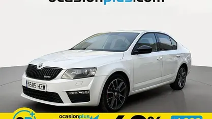 Usado Skoda Octavia RS 184 CV (135 kW) 2014 Blanco Berlina