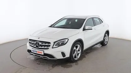 Usado Mercedes GLA200 Urban 135 CV (99 kW) 2018 SUV