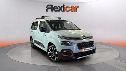 Usado Citroën Berlingo 131 HP (96 kW) 2020 Verde Monovolume