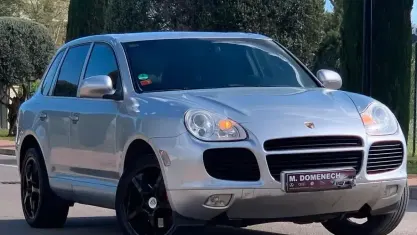 Usado Porsche Cayenne Turbo 450 CV (330 kW) 2004 Gris SUV