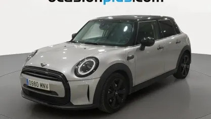 Usado Mini Cooper 136 CV (100 kW) 2024 Gris plata Utilitario
