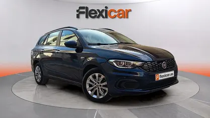 Usado Fiat Tipo S 95 CV (69 kW) 2019 Negro Familiar