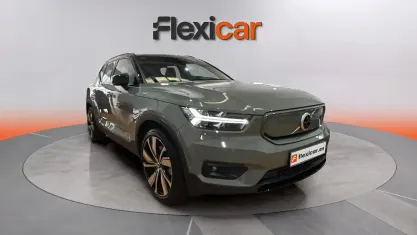 Begagnad Volvo XC40 Pro 300 kW (408 HK) 2021 Grå SUV