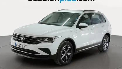 Usado VW Tiguan Life 245 CV (180 kW) 2021 Blanco SUV