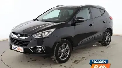 Käytetty Hyundai ix35 115 HP (84 kW) 2015 Musta Katumaasturi