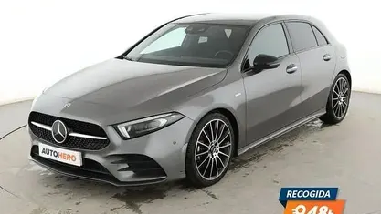 Begagnad Mercedes A200 AMG line 150 HK (110 kW) 2022 Sedan