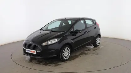 Usado Ford Fiesta Trend 82 CV (60 kW) 2015 Negro Utilitario