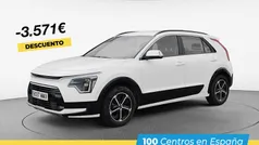 Blanco Usado 2024 Kia Niro SUV | 24.380 € (Precio justo)