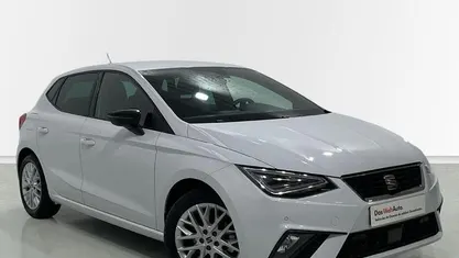 Usado Seat Ibiza FR 115 CV (84 kW) 2024 Blanco Utilitario