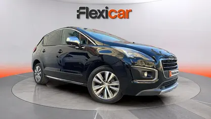 Usado Peugeot 3008 Allure 131 CV (96 kW) 2016 Monovolumen