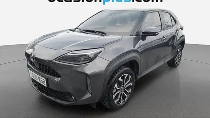 Usado 2024 Toyota Yaris Cross Active SUV | 21.864 € (Precio justo)