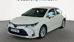 Blanco Usado 2022 Toyota Corolla Business Edition Berlina | 19.082 € (Buen precio)