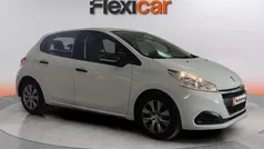 Blanco Usado 2018 Peugeot 208 Access Utilitario | 8590 € (Precio justo)