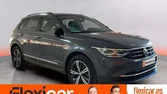 Gris Usado 2021 VW Tiguan Life SUV | 26.490 € (Super precio)