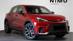 Rojo hollywood Usado 2025 Lexus LBX SUV | 32.500 € (Buen precio)