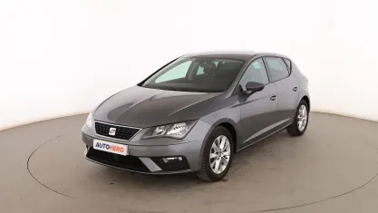 Usado Seat Leon Style 125 CV (91 kW) 2017 Gris Berlina