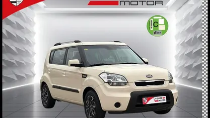 Usado 2011 Kia Soul SUV | 7990 €