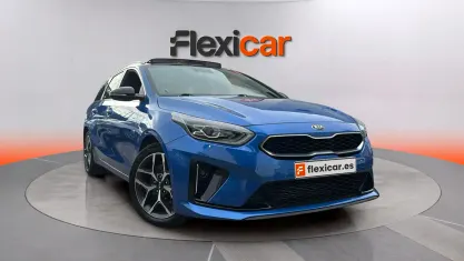Usado Kia Ceed GT GT-Line 140 CV (102 kW) 2019 Azul Berlina