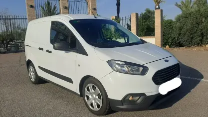 Usado Ford Transit 75 CV (55 kW) 2021 Blanco Van