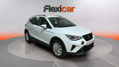 Usado Seat Arona Style 116 CV (85 kW) 2024 Blanco SUV