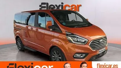 Begagnad Ford Tourneo Titanium X 185 HK (136 kW) 2022 Orange Minibuss